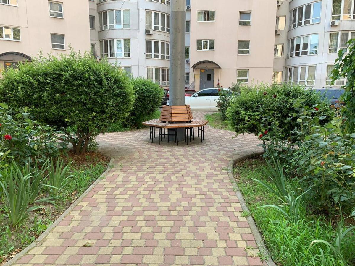 Apartments Staroportofrankovskaya & Pastera Street أوديسا المظهر الخارجي الصورة